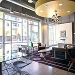 Cozysuites L 2Br Loft, Monument Circle, Indy