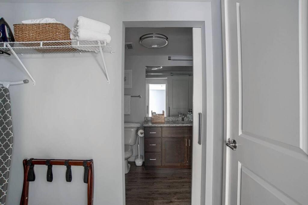 Cozysuites L 2br Loft, Monument Circle, Indy Apartment Indianapolis